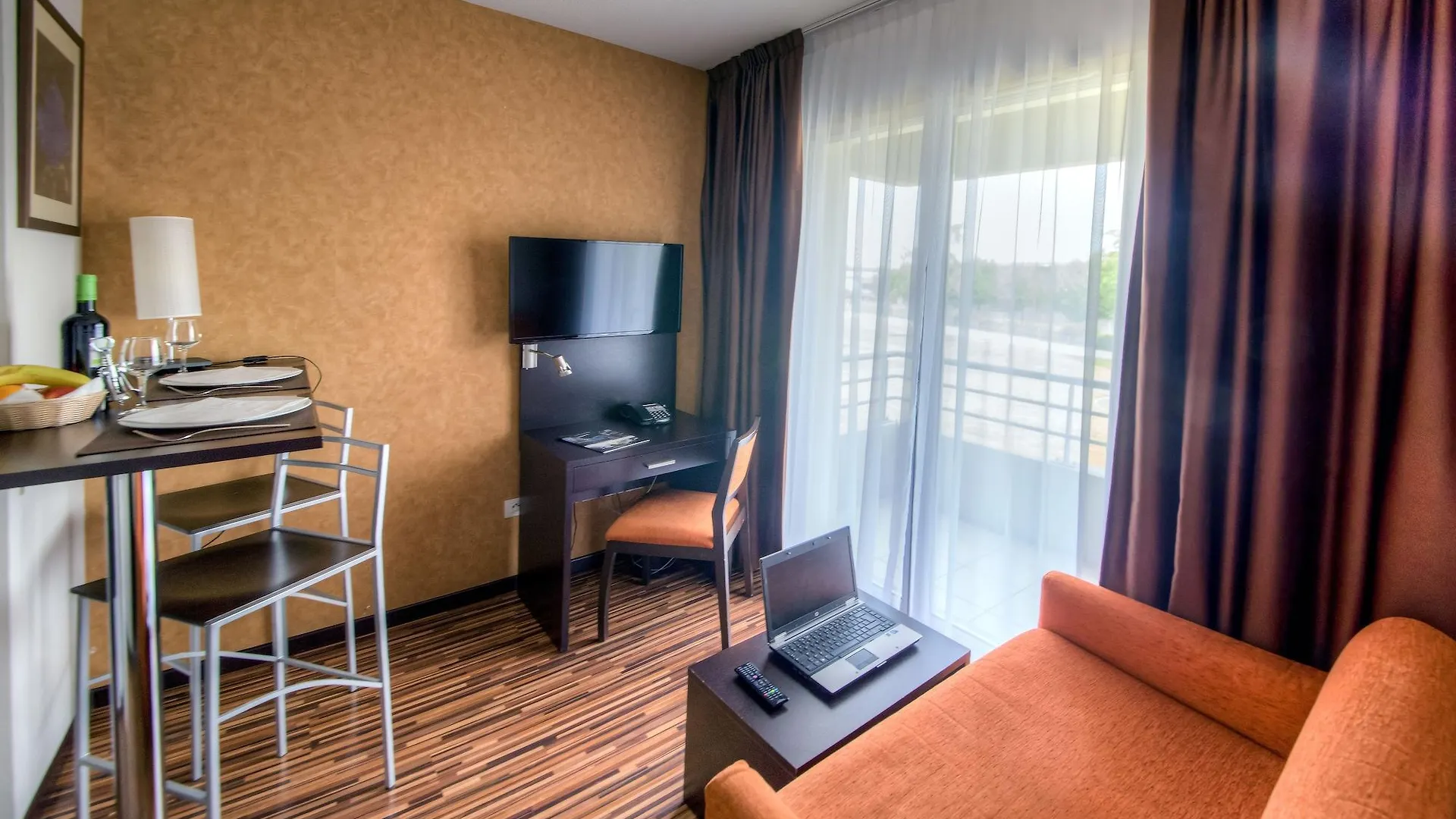 Hotel Clarion Aparthotel Toulouse Le Parc De L'Escale