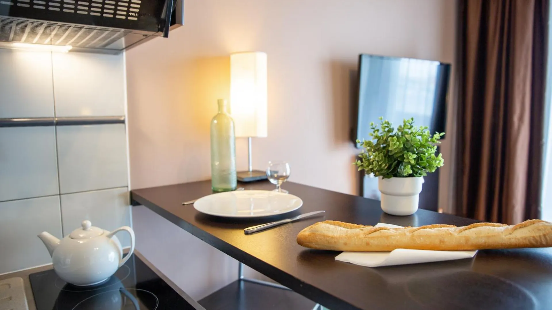Clarion Aparthotel Toulouse Le Parc De L'Escale 4*,  France